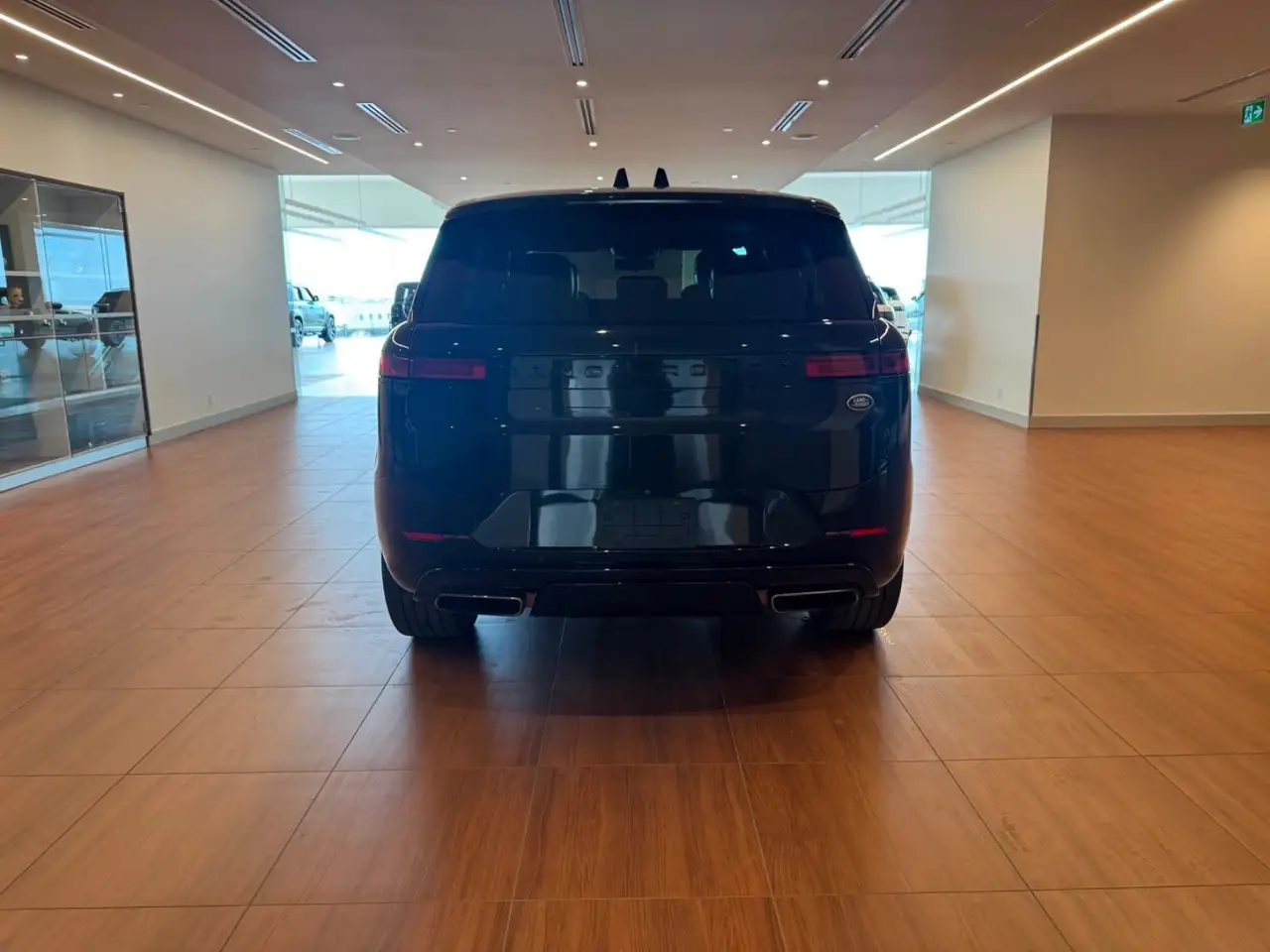 Land Rover Range Rover Sport снимка Land Rover Range Rover Sport