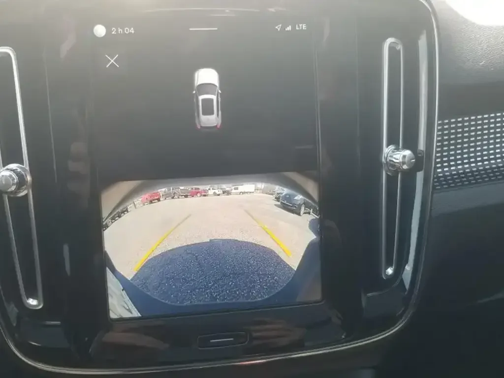 Volvo XC40 снимка Volvo XC40