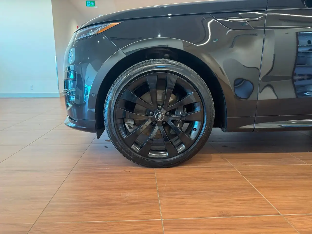 Land Rover Range Rover Sport снимка Land Rover Range Rover Sport