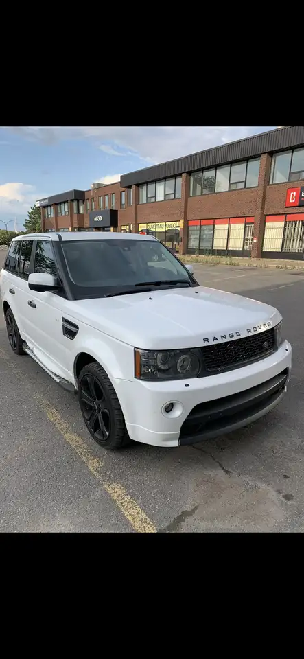 Land Rover Range Rover Sport снимка Land Rover Range Rover Sport