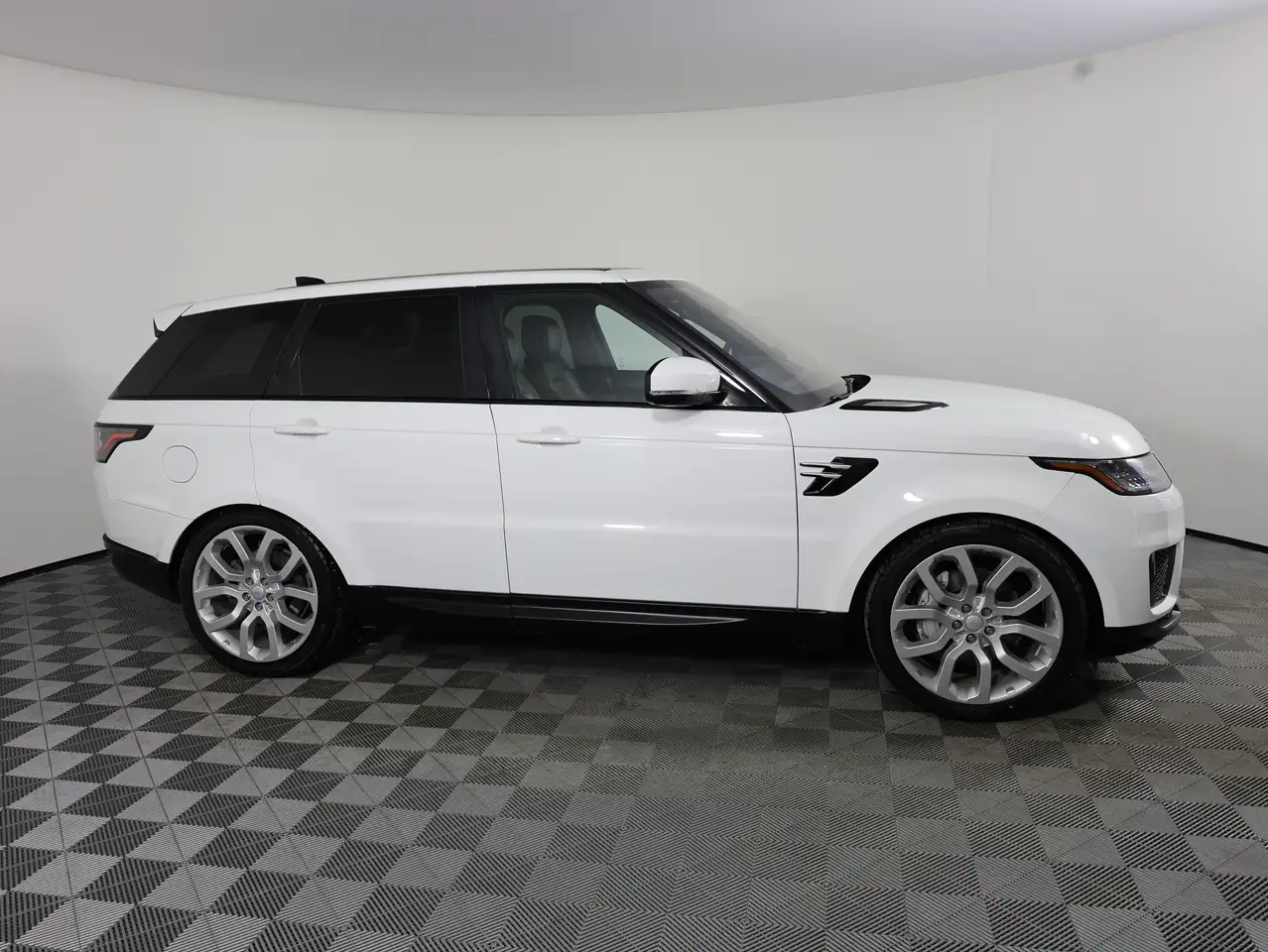 Land Rover Range Rover Sport снимка Land Rover Range Rover Sport