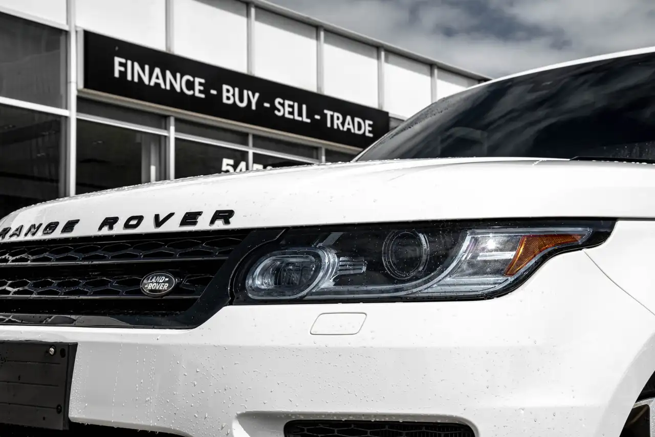 Land Rover Range Rover Sport снимка Land Rover Range Rover Sport