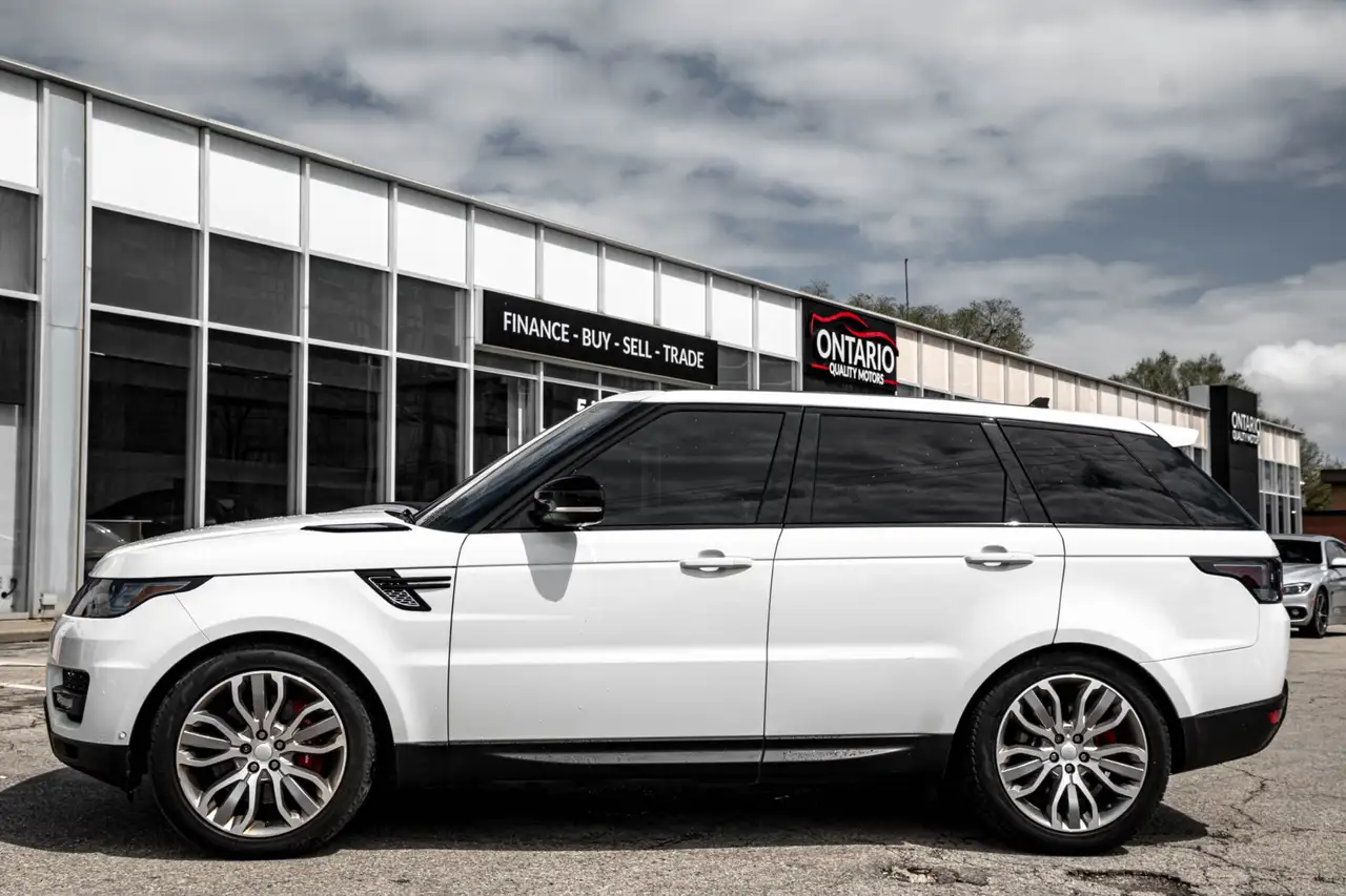Land Rover Range Rover Sport снимка Land Rover Range Rover Sport