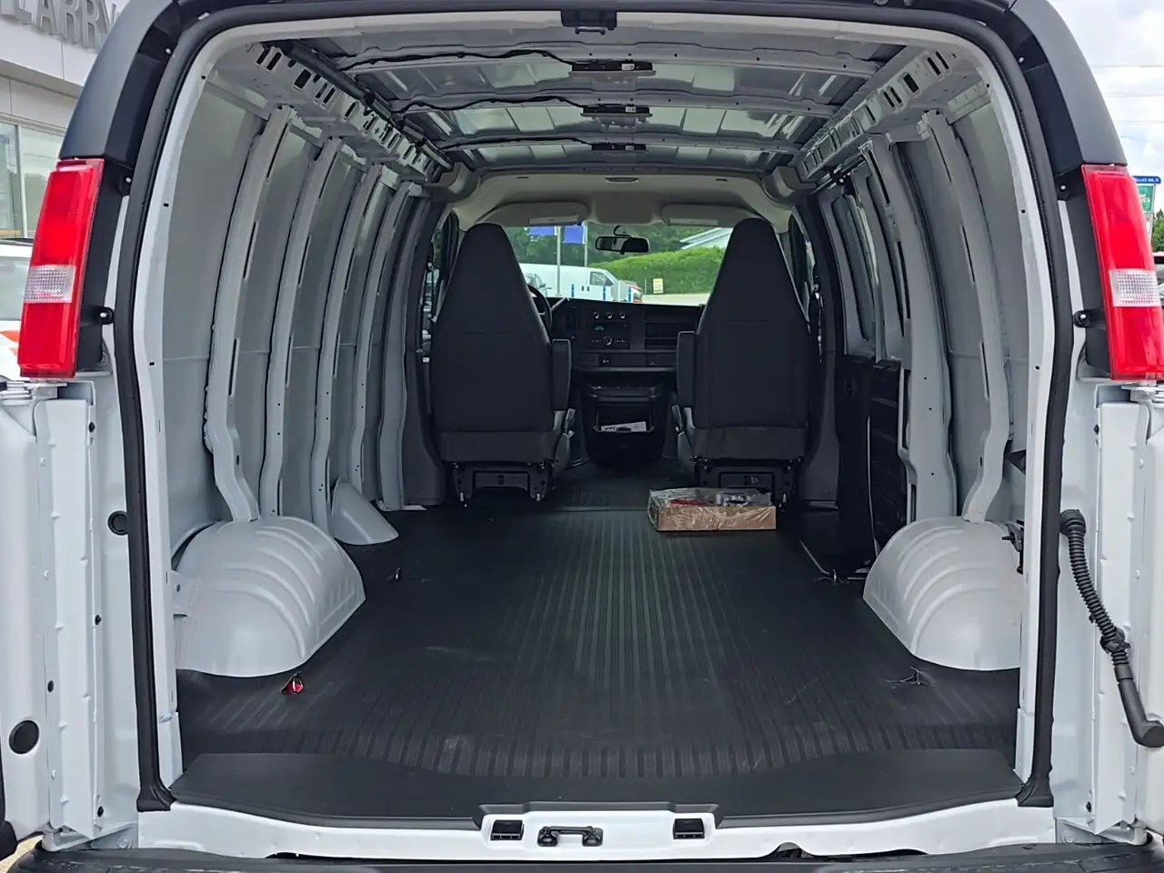 GMC Savana fotografie GMC Savana