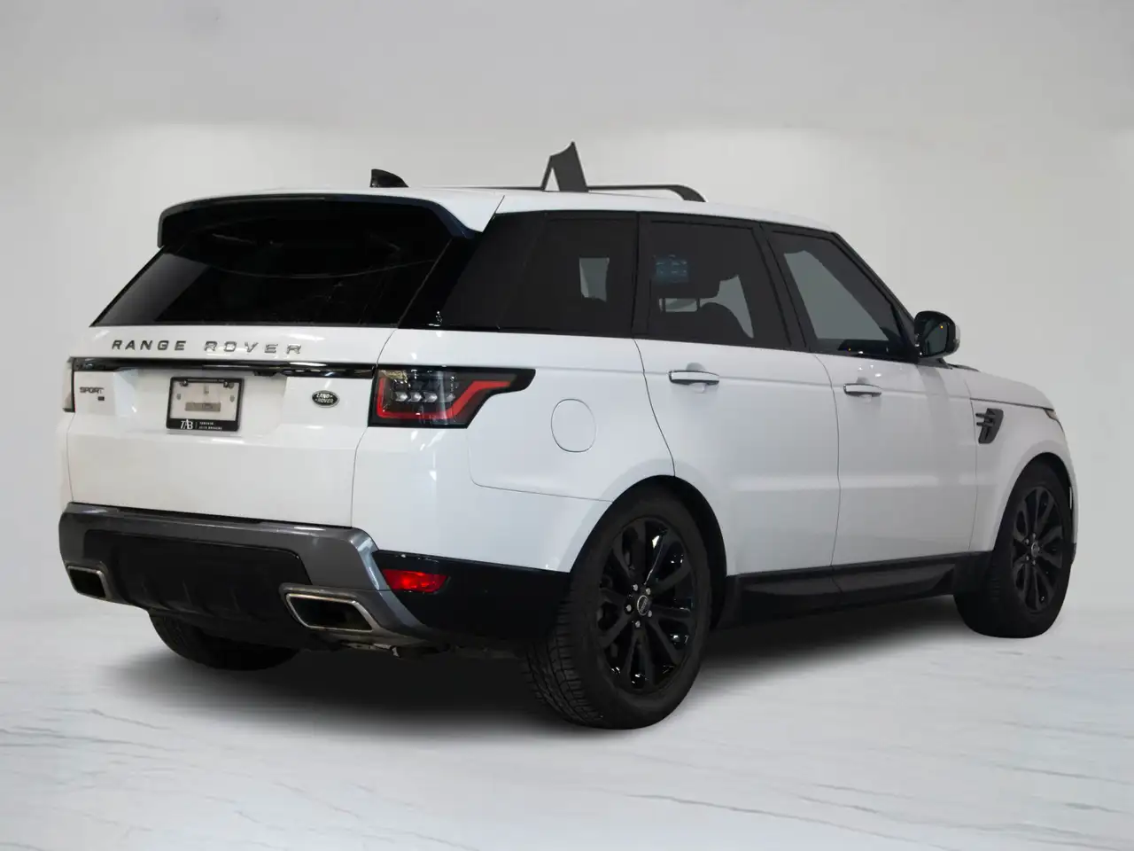 Land Rover Range Rover Sport снимка Land Rover Range Rover Sport