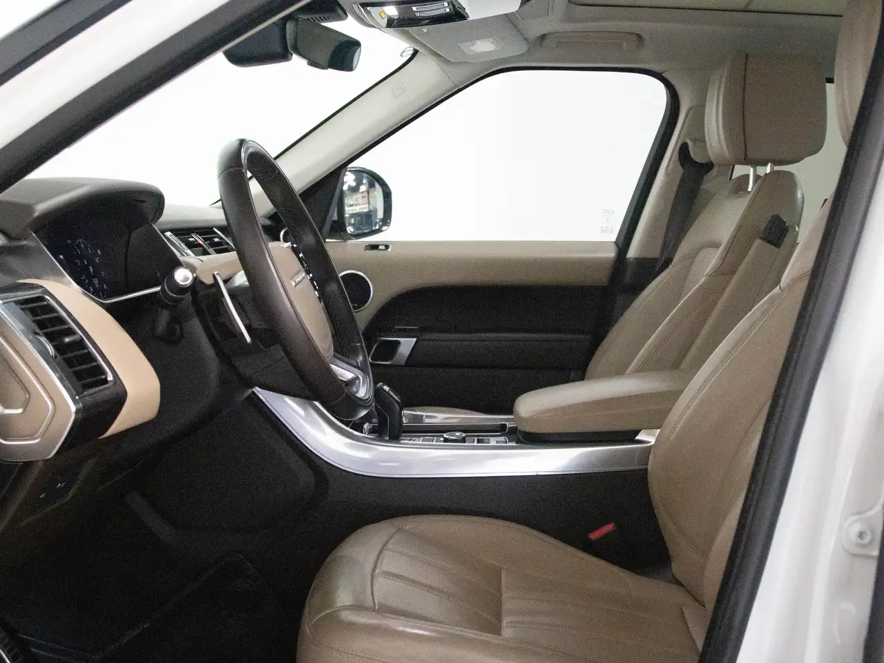 Land Rover Range Rover Sport снимка Land Rover Range Rover Sport