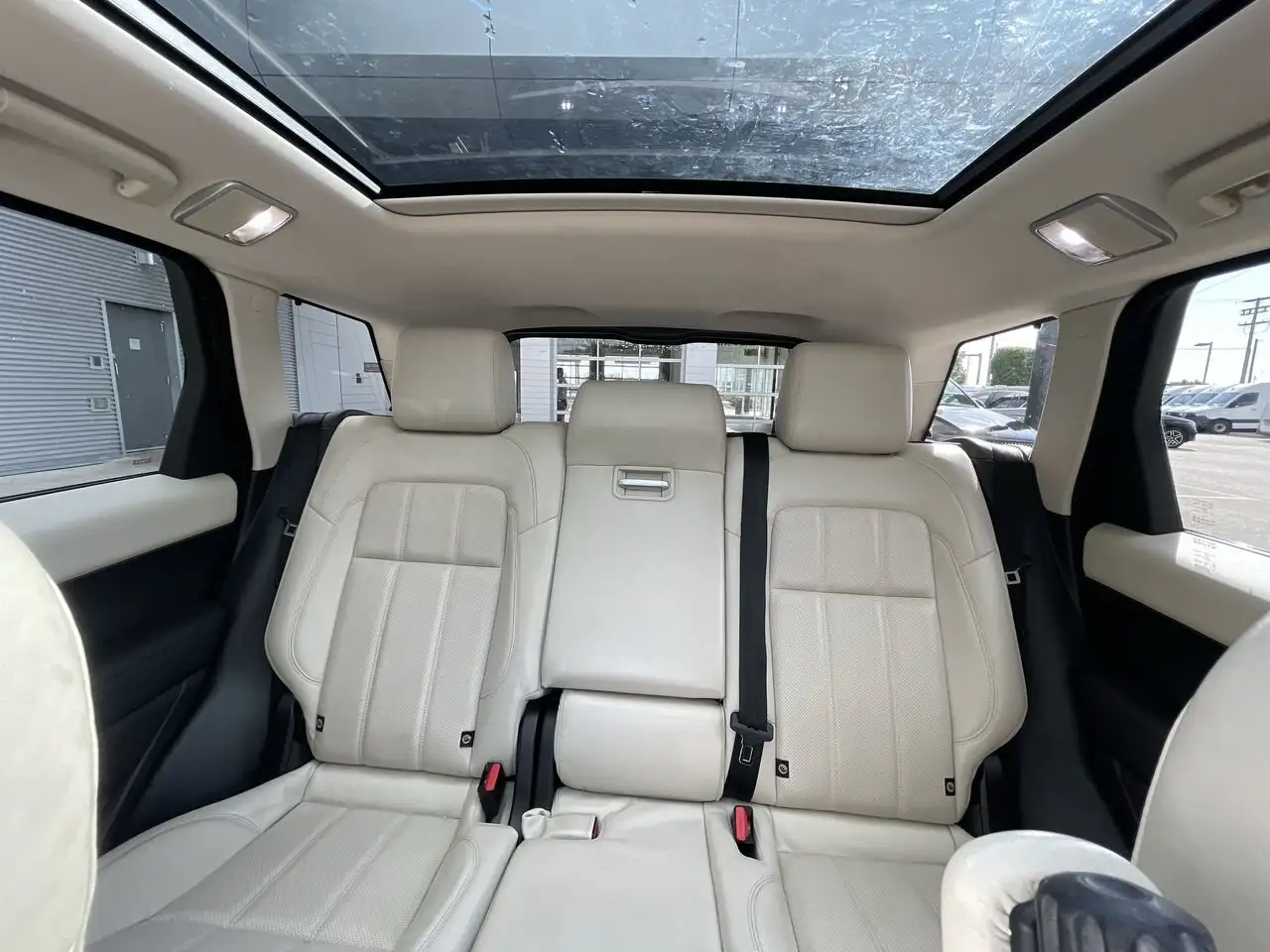Land Rover Range Rover Sport снимка Land Rover Range Rover Sport