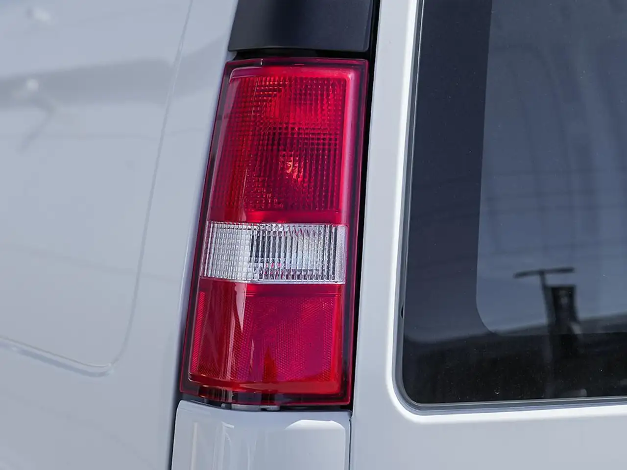 GMC Savana fotografie GMC Savana