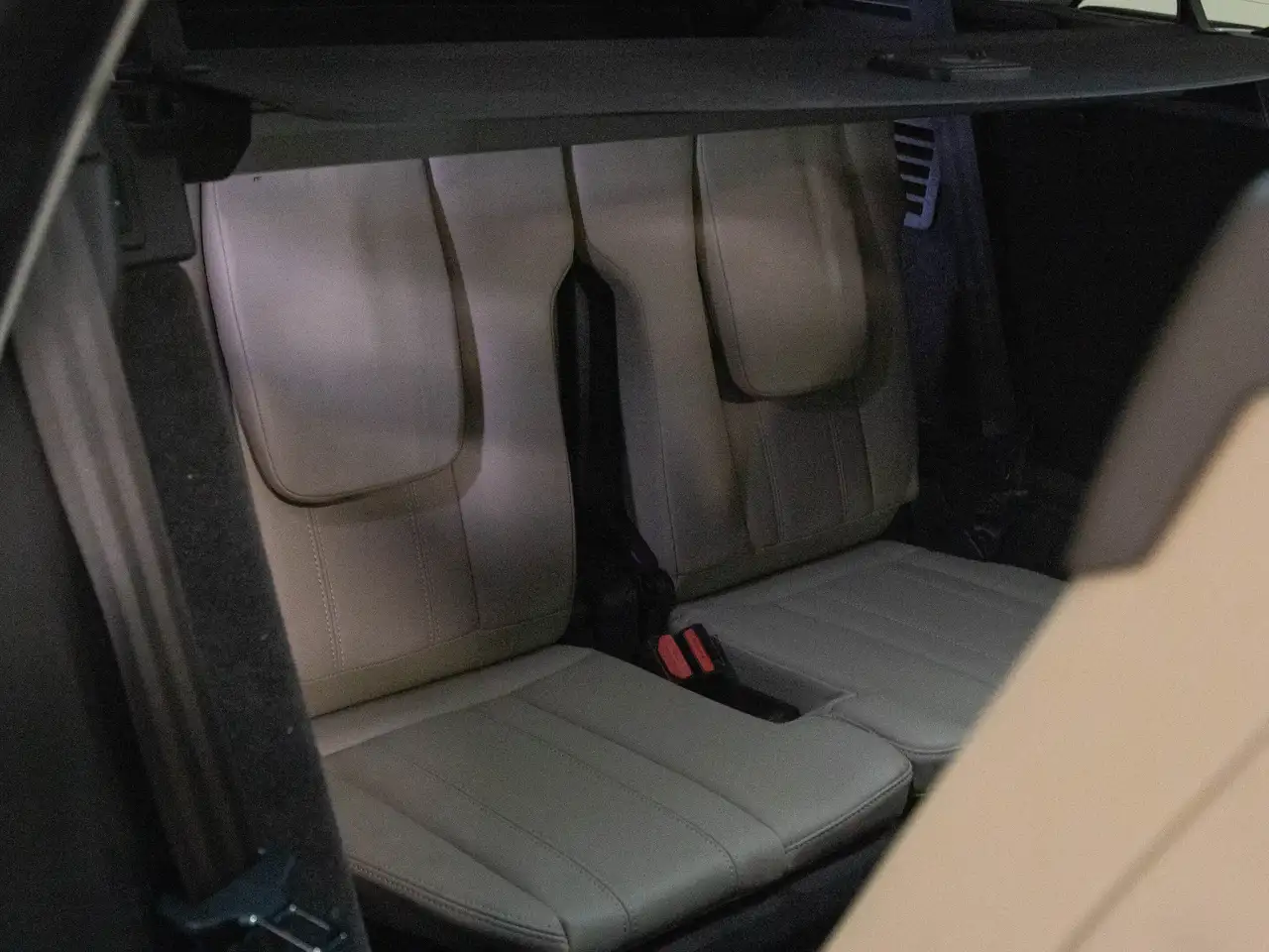 Land Rover Range Rover Sport снимка Land Rover Range Rover Sport