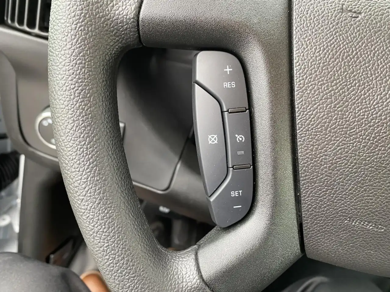 GMC Savana 3500 снимка GMC Savana 3500