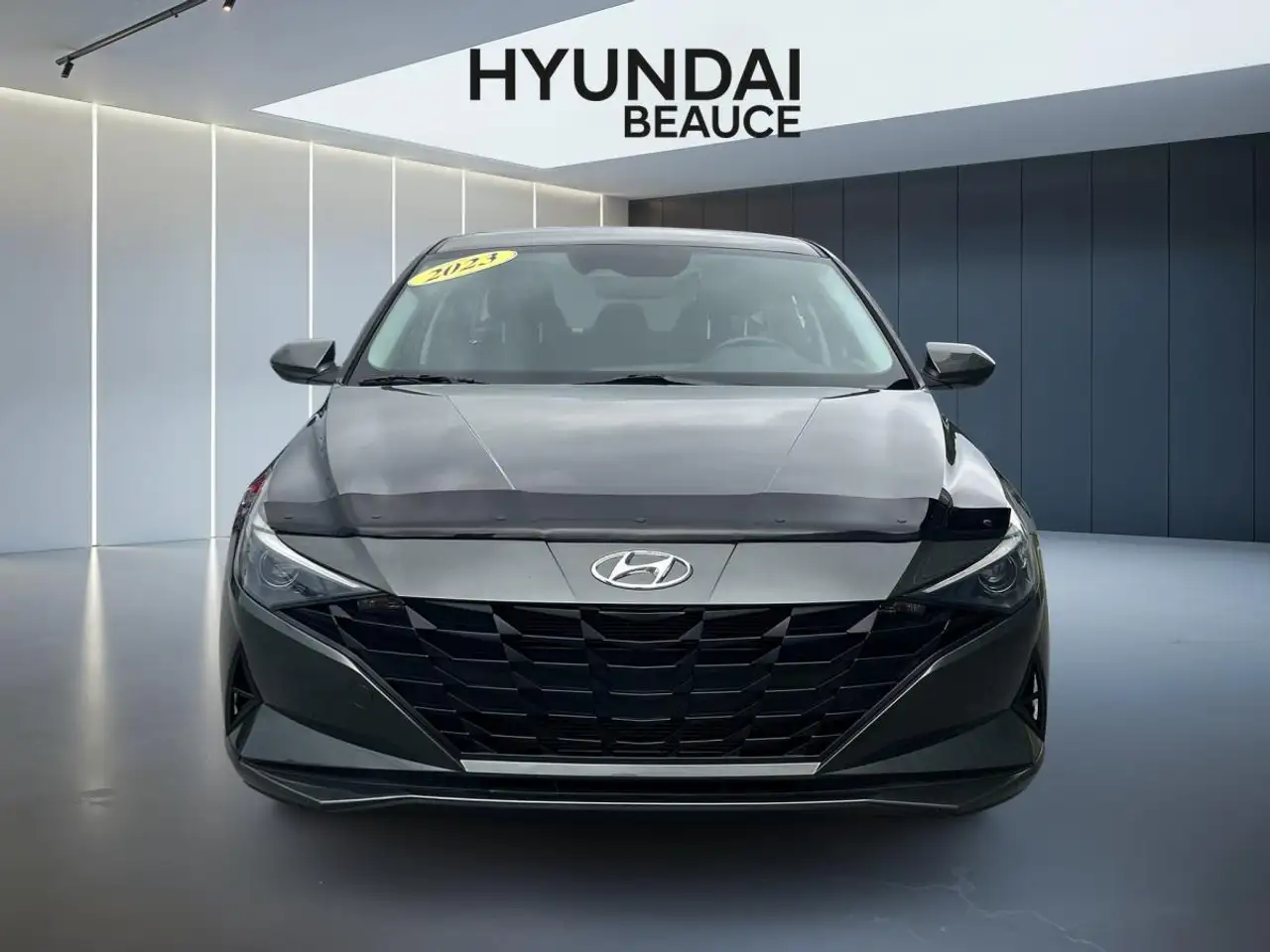 Hyundai ELANTRA снимка Hyundai ELANTRA