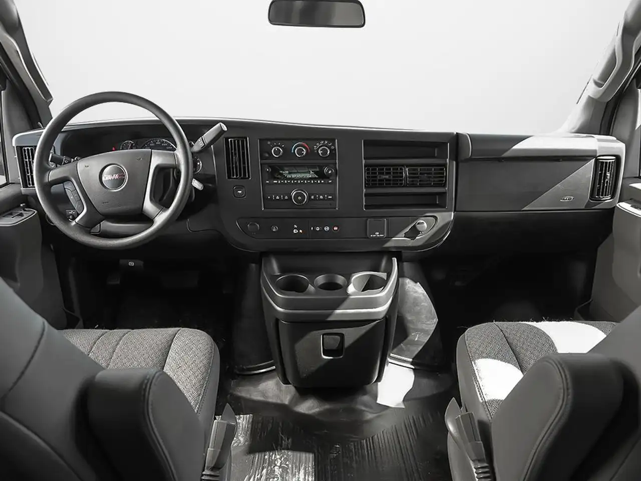 GMC Savana fotografie GMC Savana