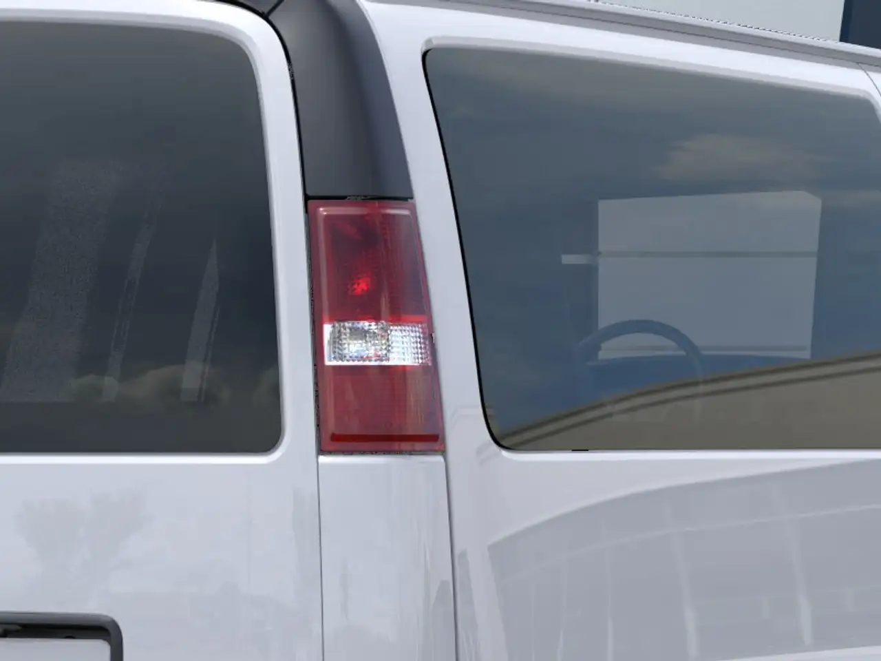 GMC Savana снимка GMC Savana
