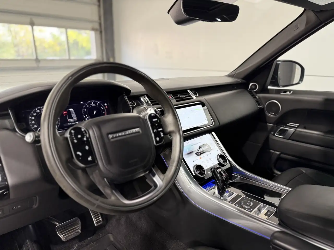 Land Rover Range Rover Sport снимка Land Rover Range Rover Sport