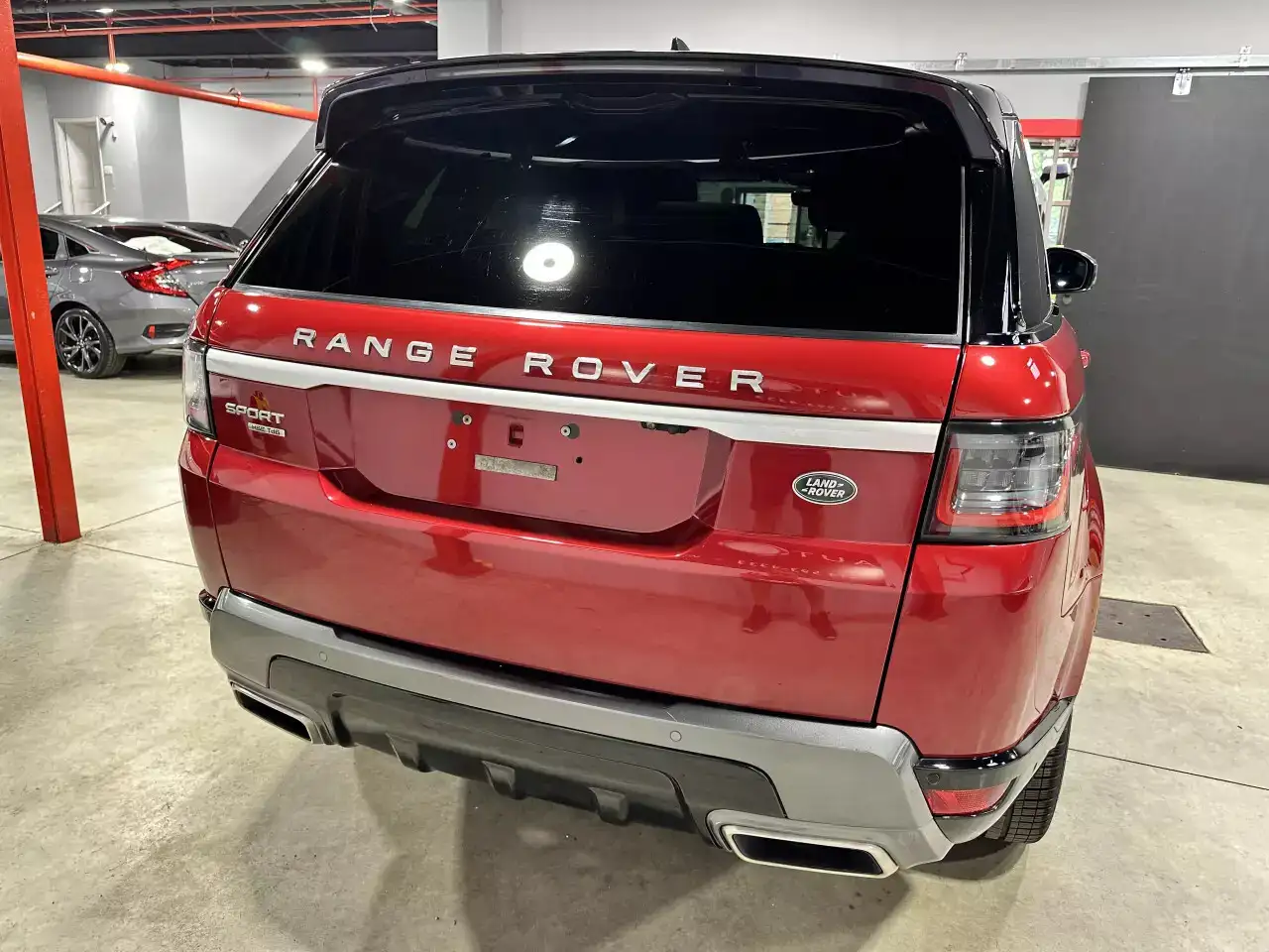 Land Rover Range Rover Sport снимка Land Rover Range Rover Sport