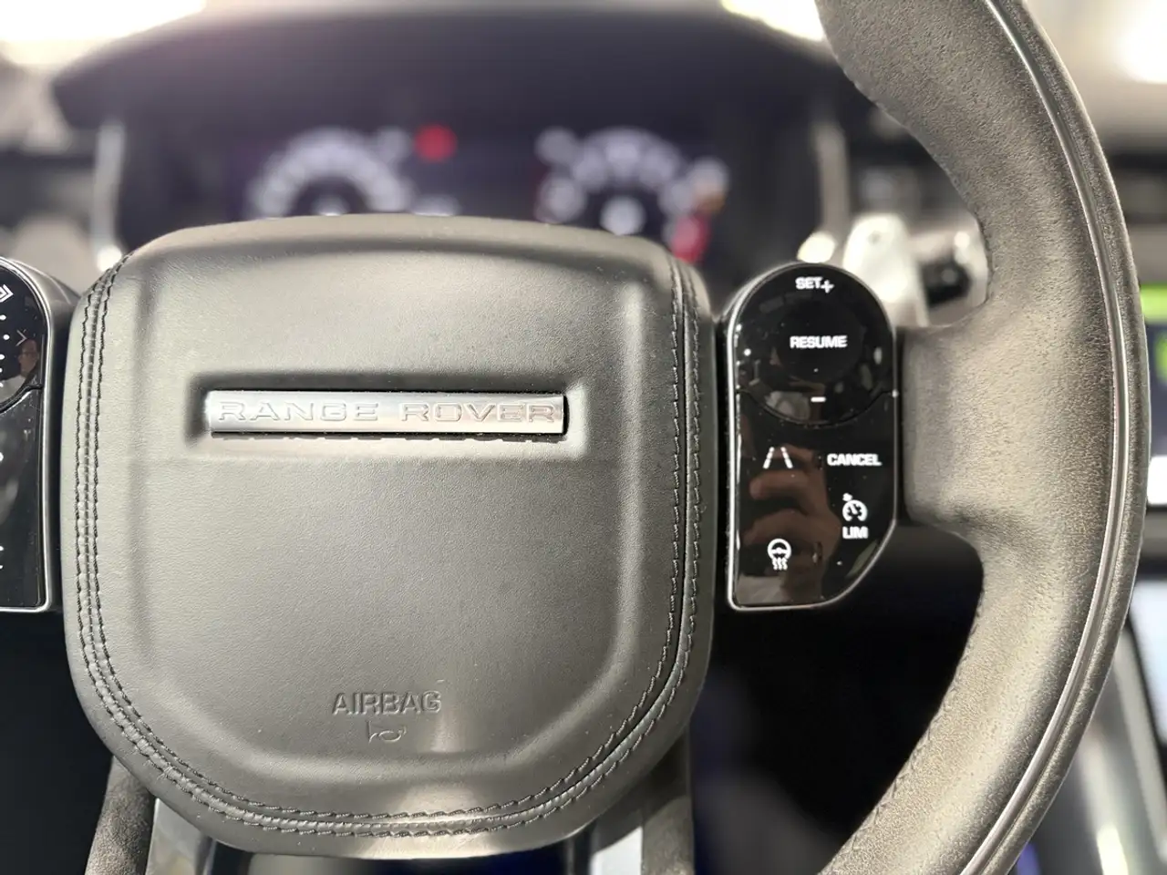 Land Rover Range Rover Sport снимка Land Rover Range Rover Sport