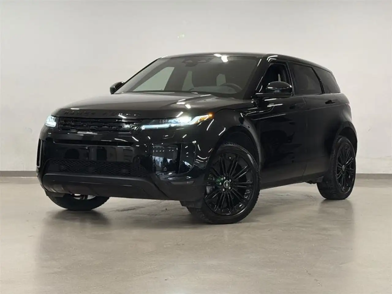 2025 Land Rover Range Rover Evoque