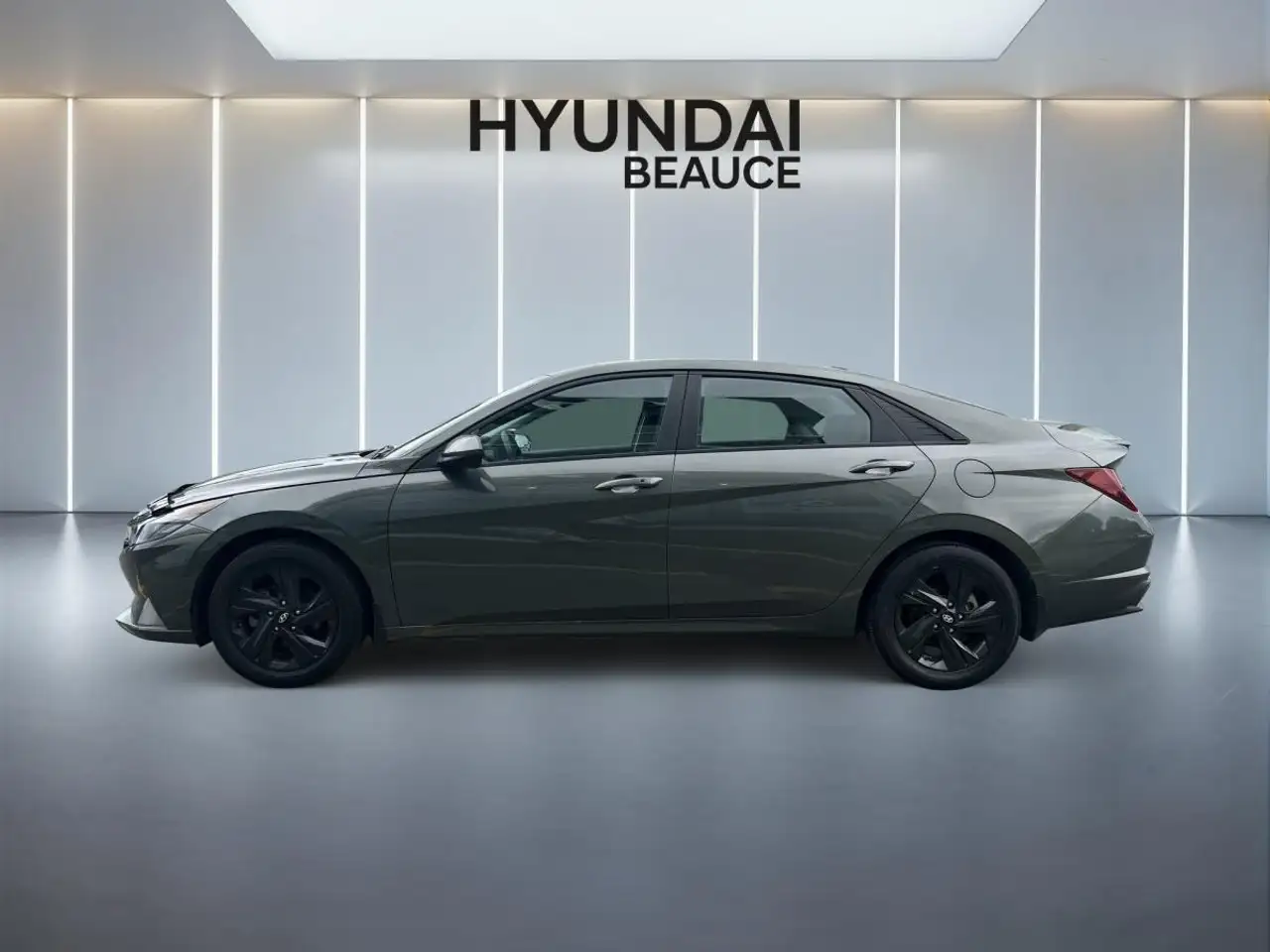 Hyundai ELANTRA снимка Hyundai ELANTRA