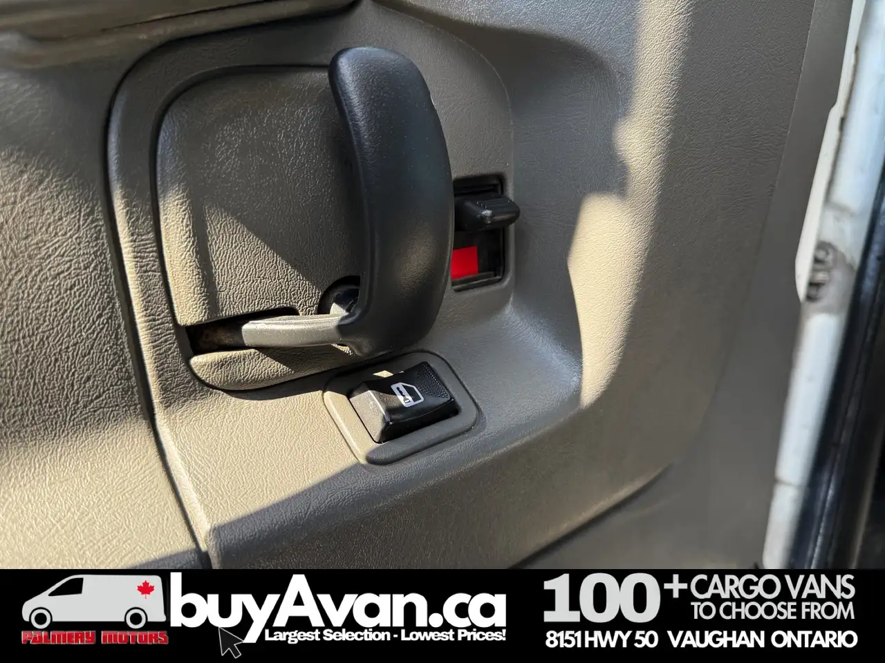 GMC Savana photo GMC Savana