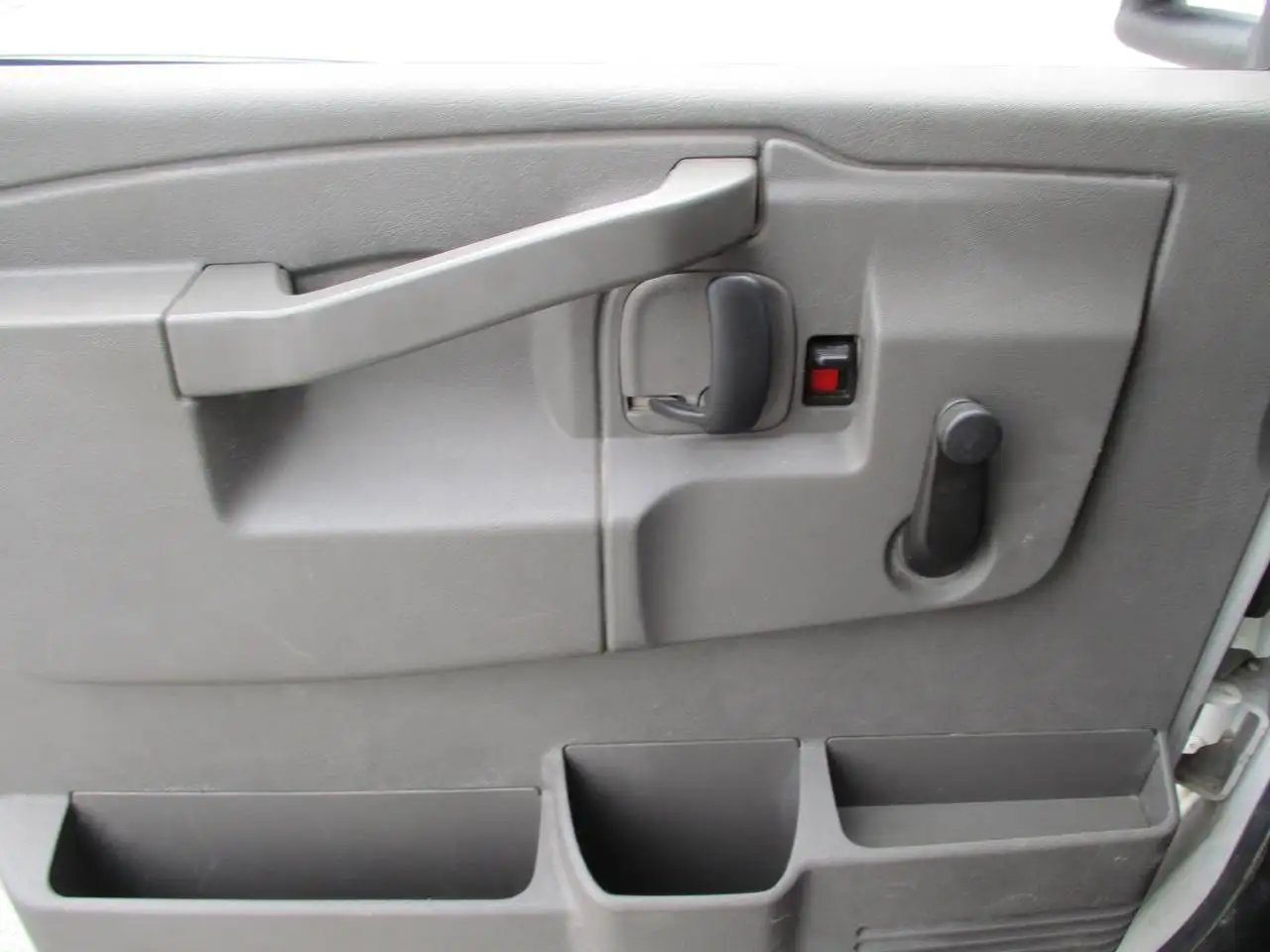 GMC Savana photo GMC Savana