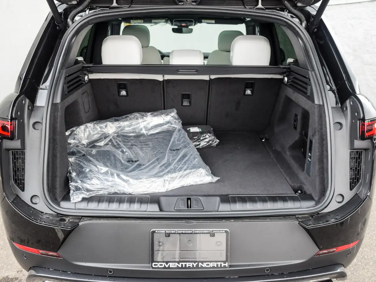 Land Rover Range Rover Sport снимка Land Rover Range Rover Sport