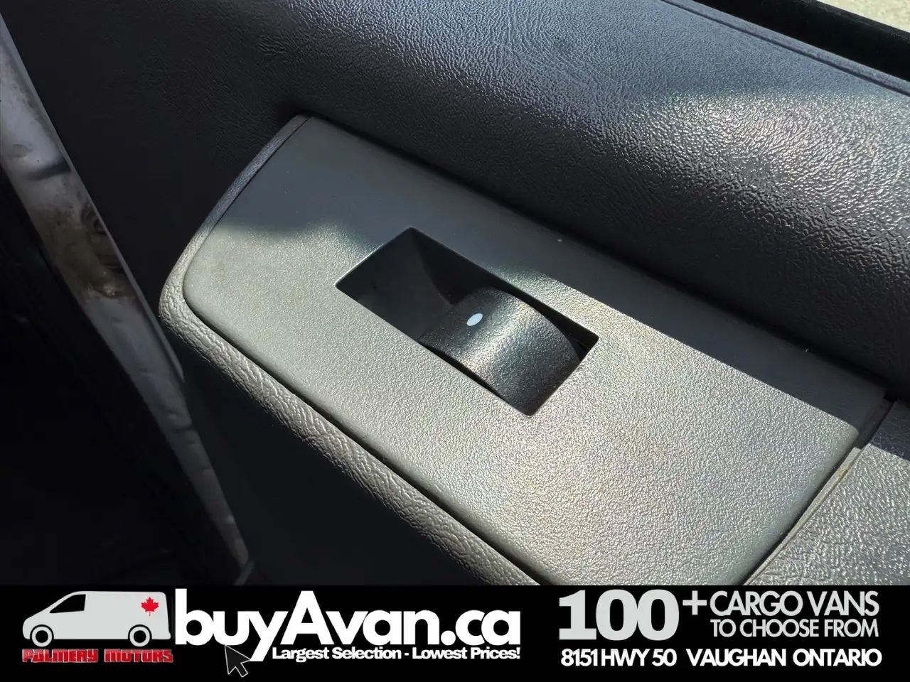 GMC Savana photo GMC Savana