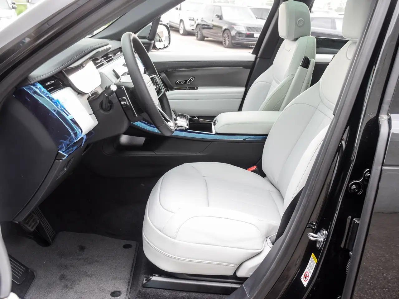 Land Rover Range Rover Sport снимка Land Rover Range Rover Sport