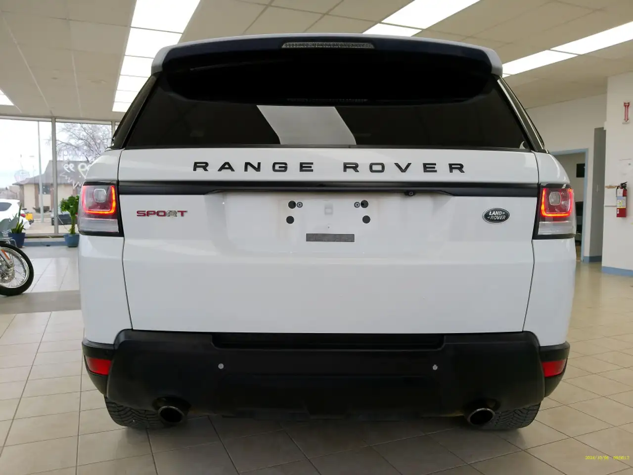 Land Rover Range Rover Sport снимка Land Rover Range Rover Sport