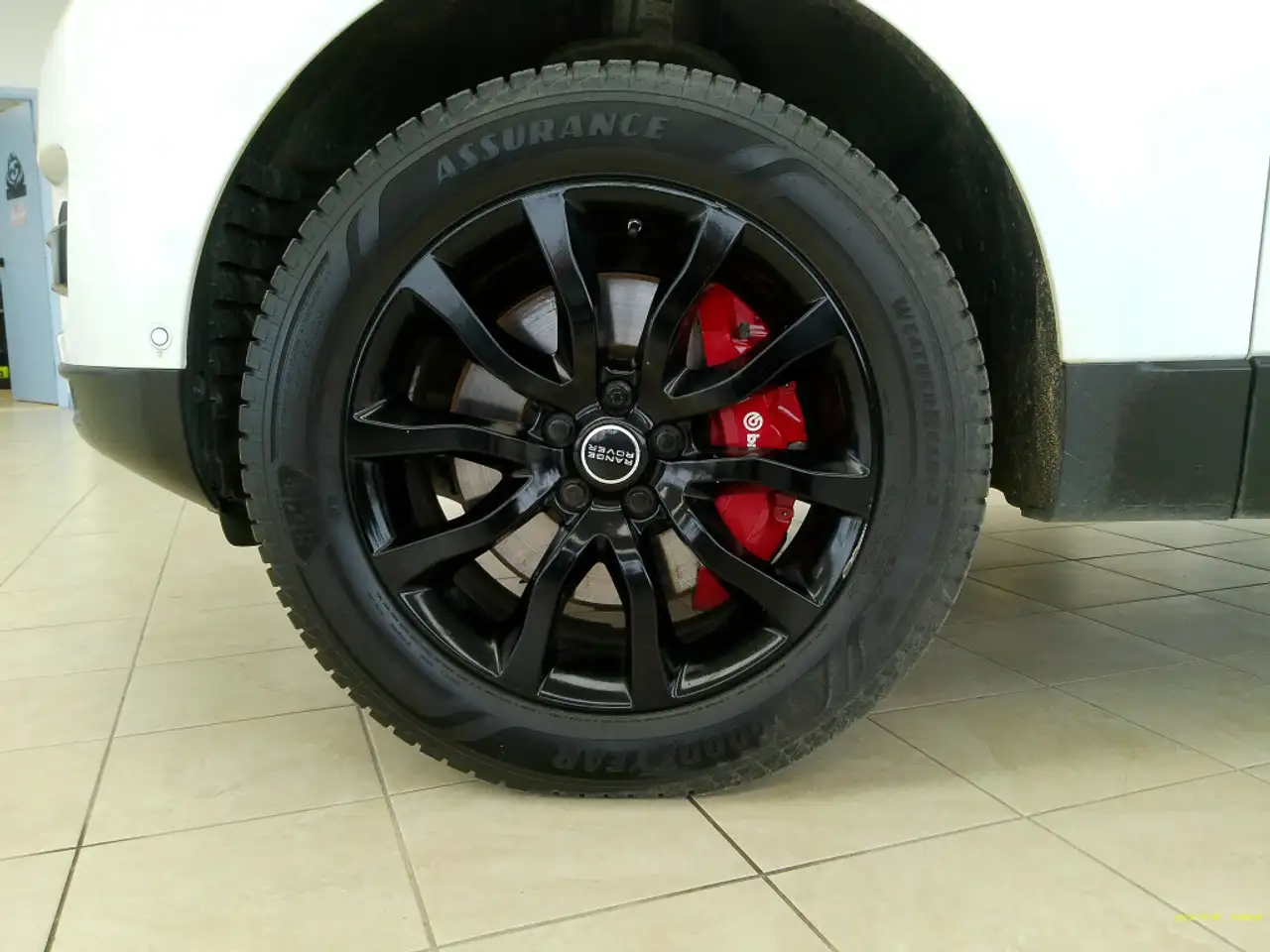 Land Rover Range Rover Sport снимка Land Rover Range Rover Sport