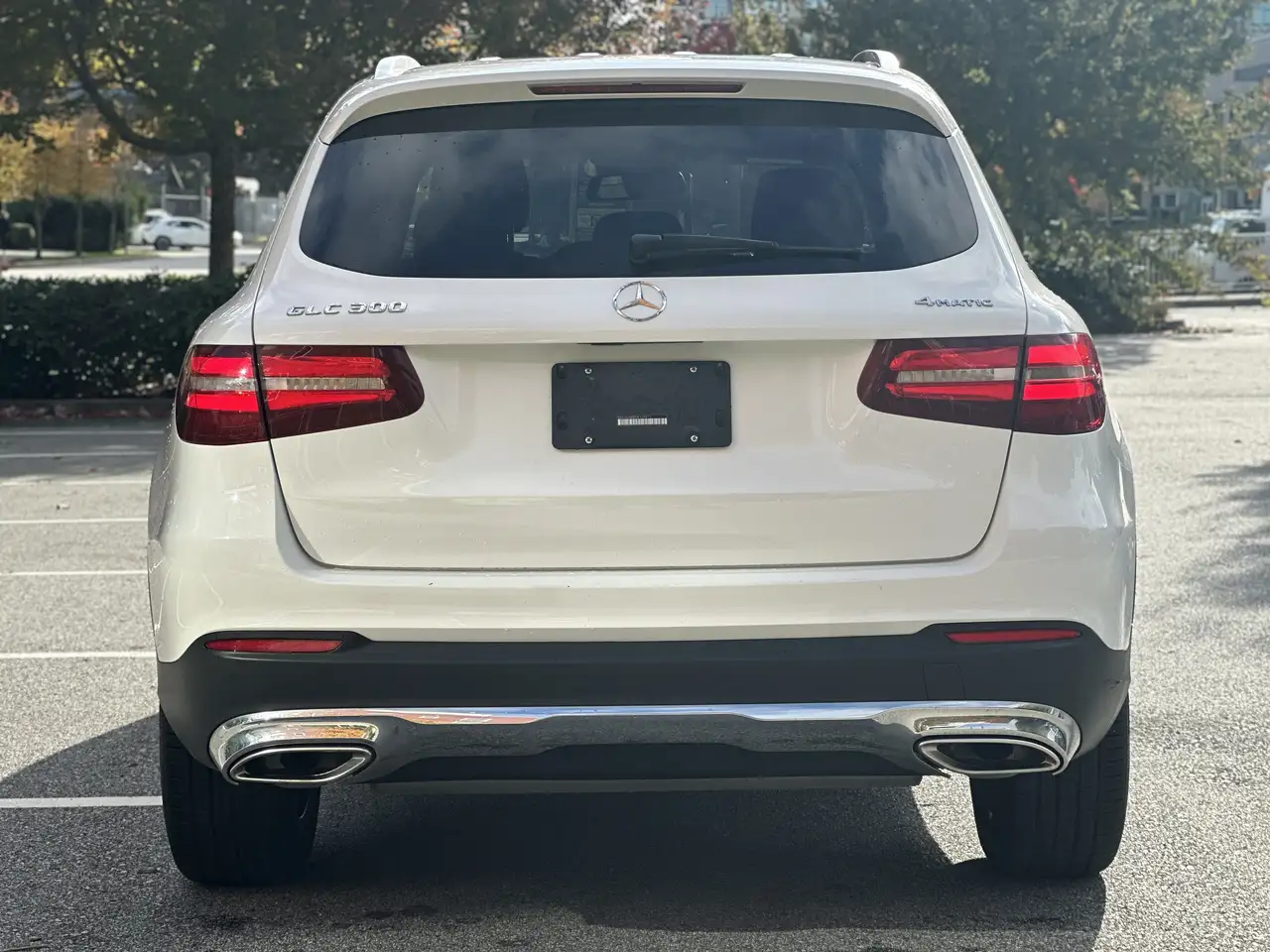 Mercedes-Benz GLC снимка Mercedes-Benz GLC