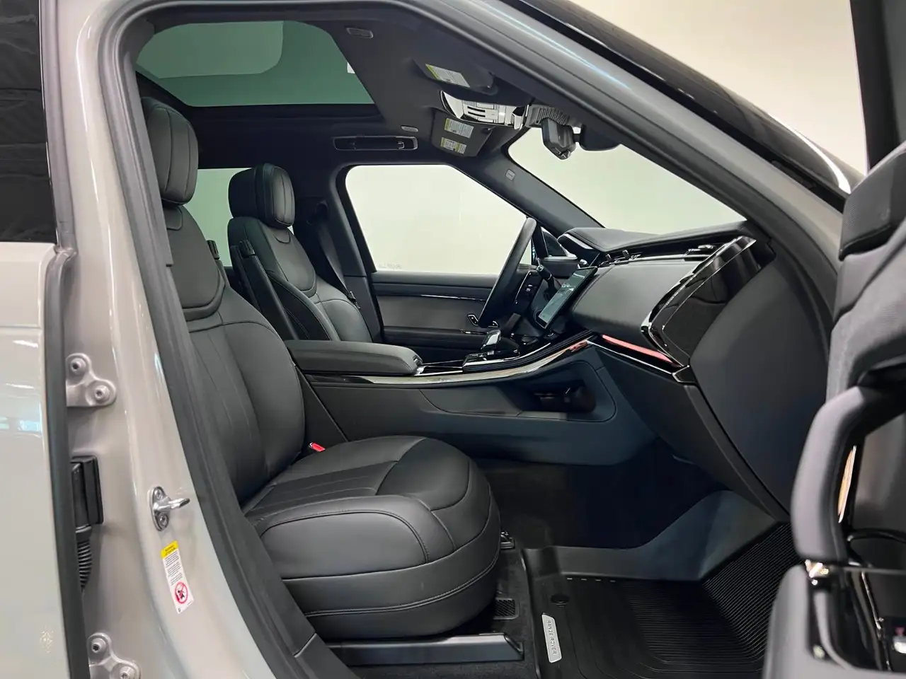 Land Rover Range Rover Sport снимка Land Rover Range Rover Sport