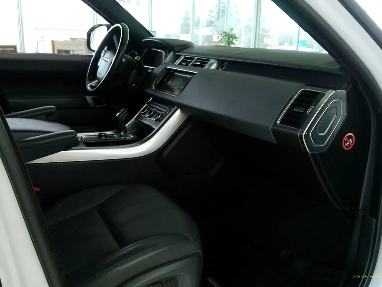 Land Rover Range Rover Sport снимка Land Rover Range Rover Sport