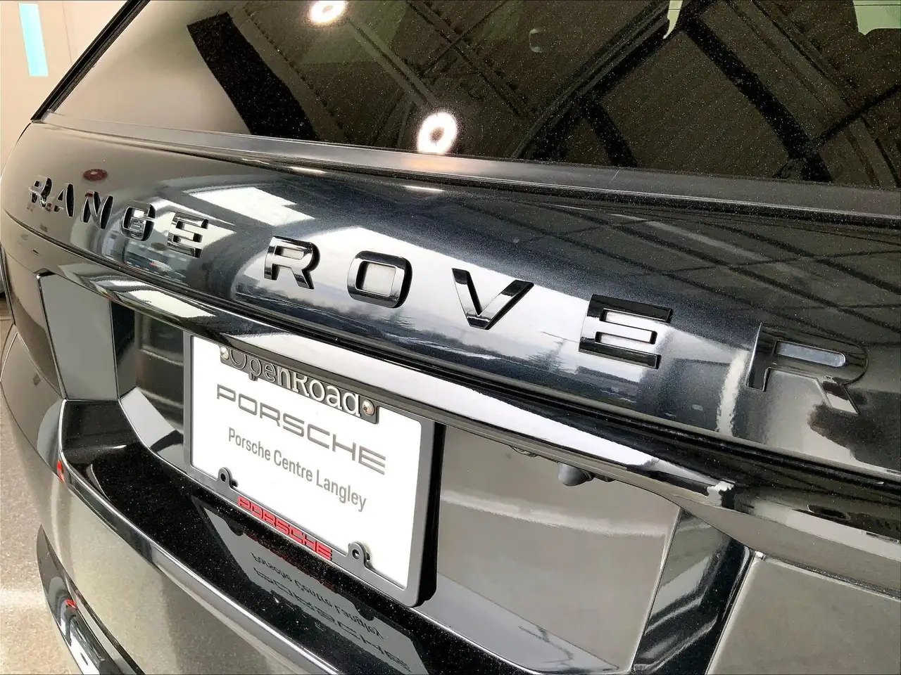 Land Rover Range Rover Sport снимка Land Rover Range Rover Sport