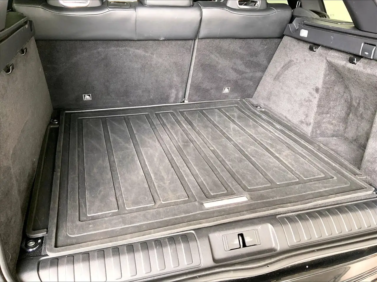 Land Rover Range Rover Sport снимка Land Rover Range Rover Sport