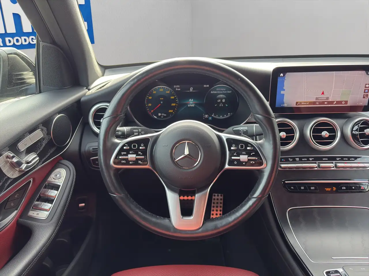 Mercedes-Benz GLC снимка Mercedes-Benz GLC