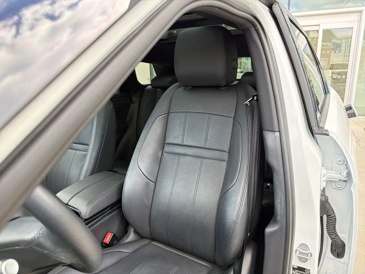 Land Rover Range Rover Evoque снимка Land Rover Range Rover Evoque