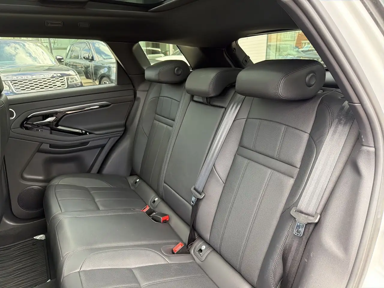 Land Rover Range Rover Evoque снимка Land Rover Range Rover Evoque
