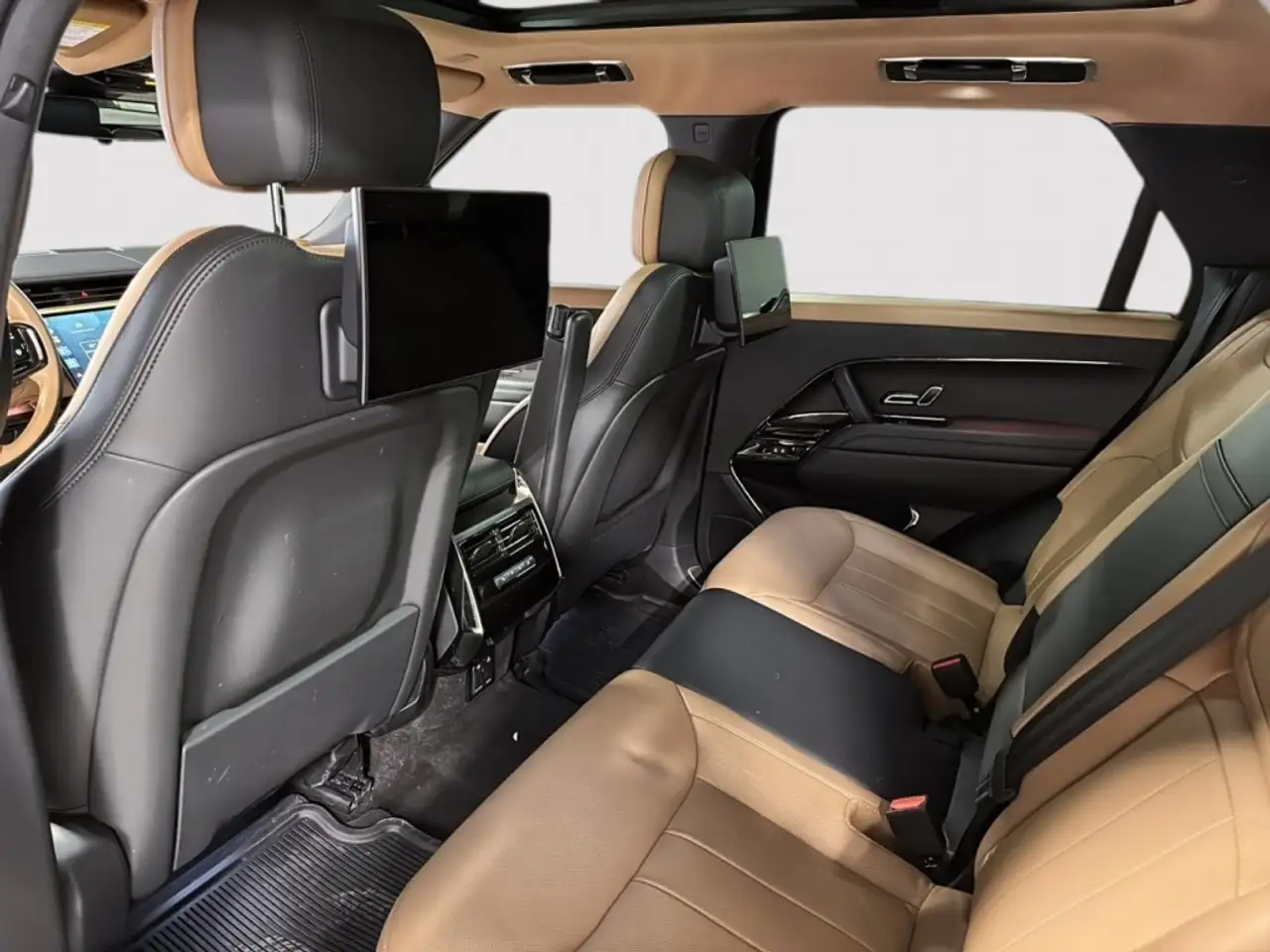 Land Rover Range Rover Sport снимка Land Rover Range Rover Sport