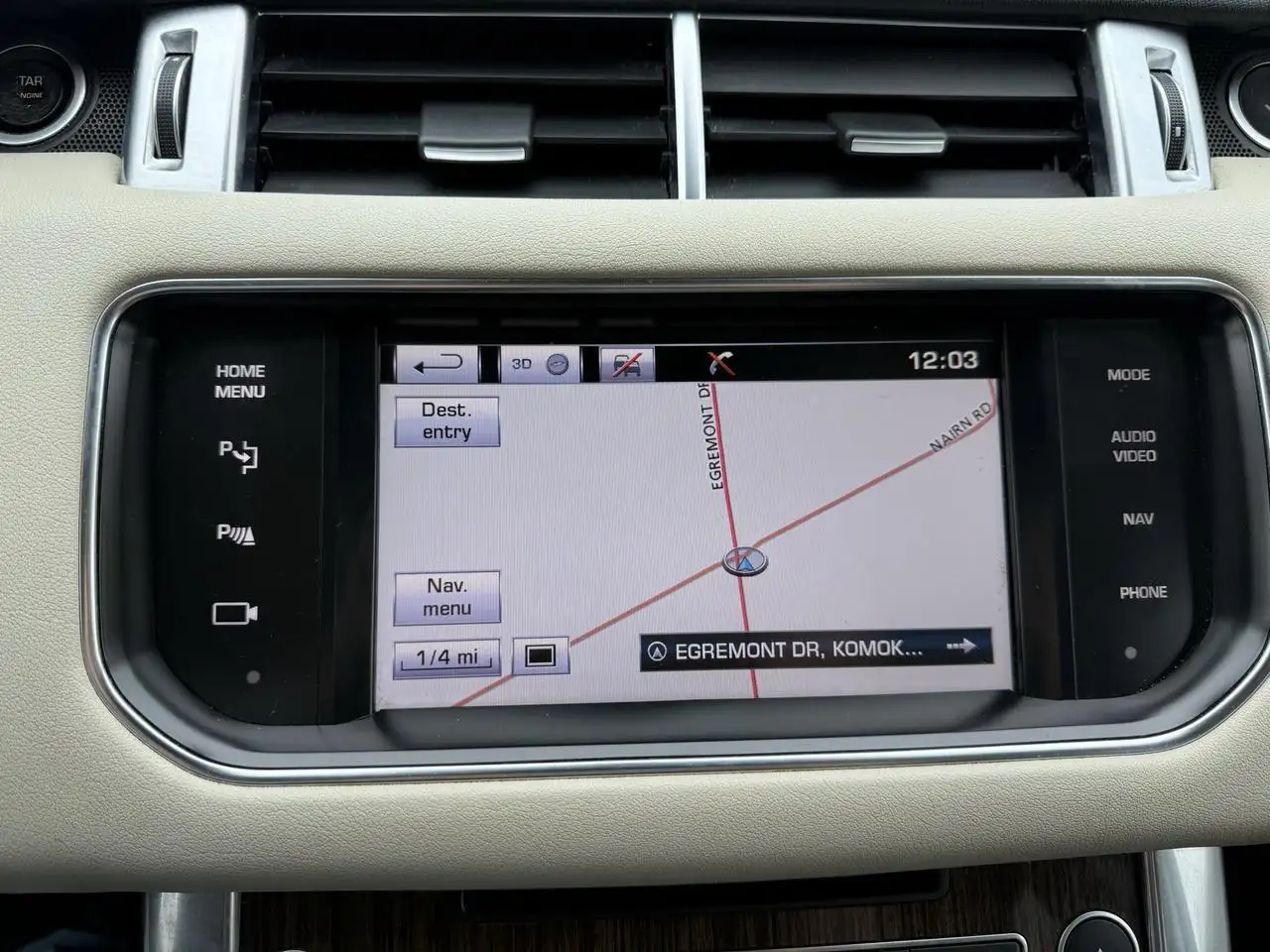 Land Rover Range Rover Sport снимка Land Rover Range Rover Sport
