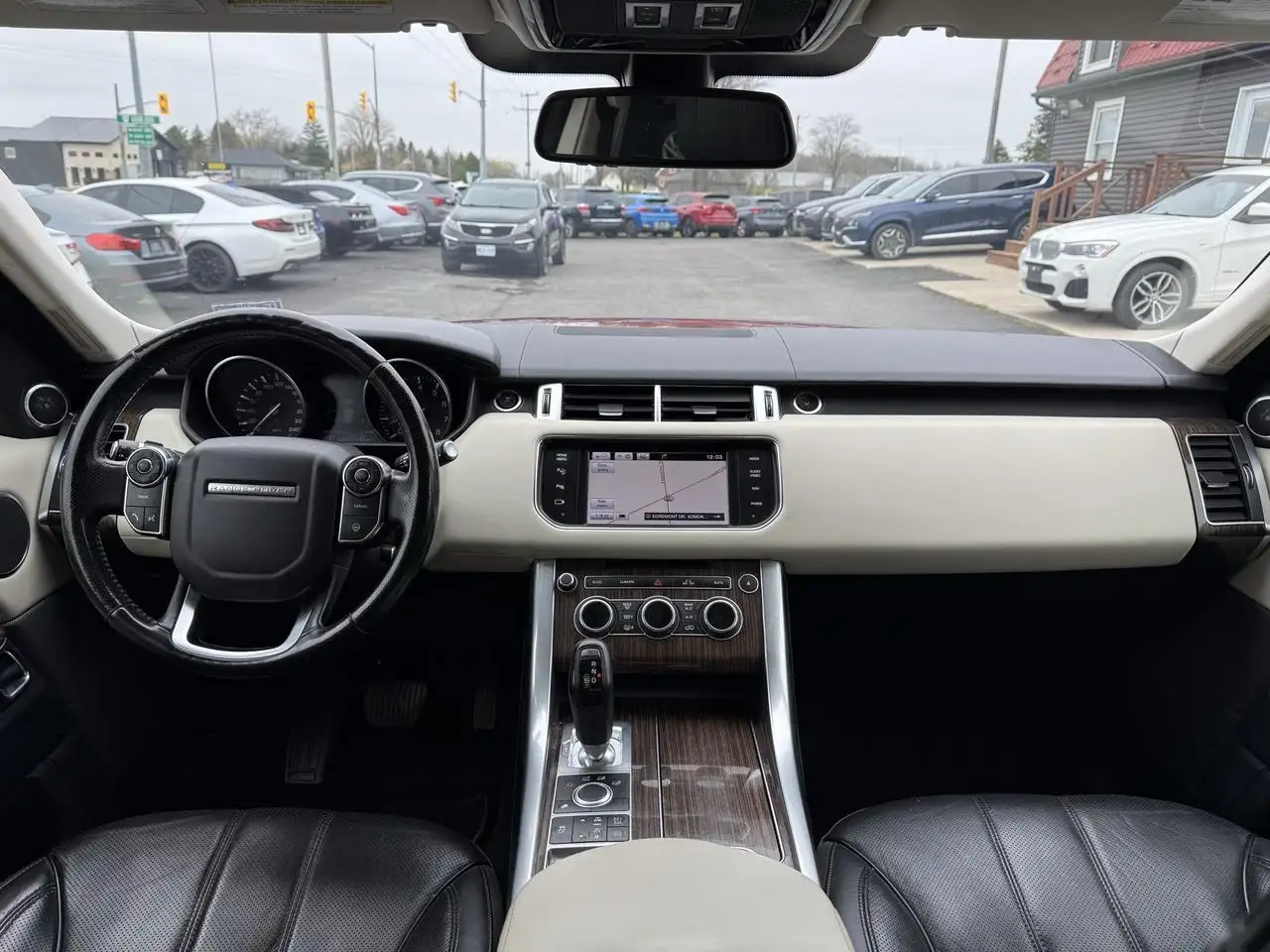 Land Rover Range Rover Sport снимка Land Rover Range Rover Sport