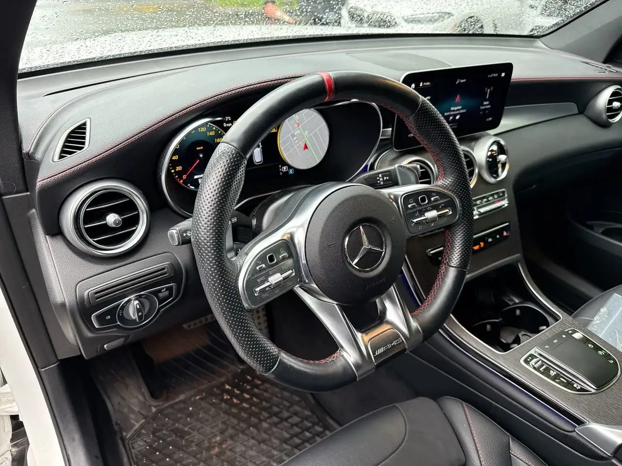 Mercedes-Benz GLC fotografie Mercedes-Benz GLC