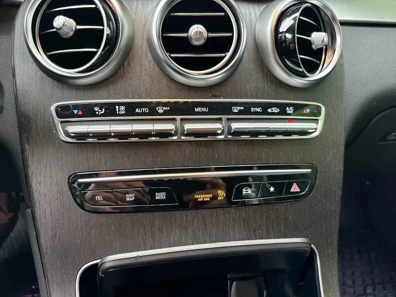 Mercedes-Benz GLC fotografie Mercedes-Benz GLC