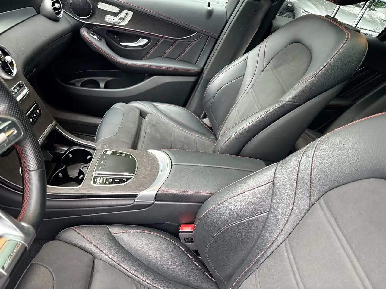 Mercedes-Benz GLC fotografie Mercedes-Benz GLC