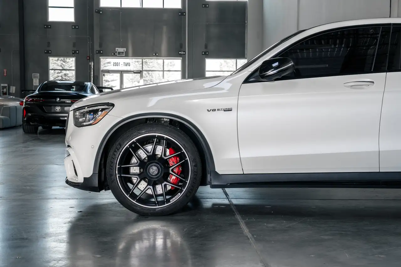 Mercedes-Benz GLC снимка Mercedes-Benz GLC