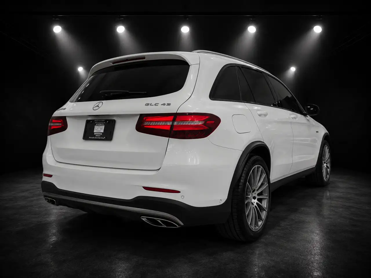Mercedes-Benz GLC снимка Mercedes-Benz GLC