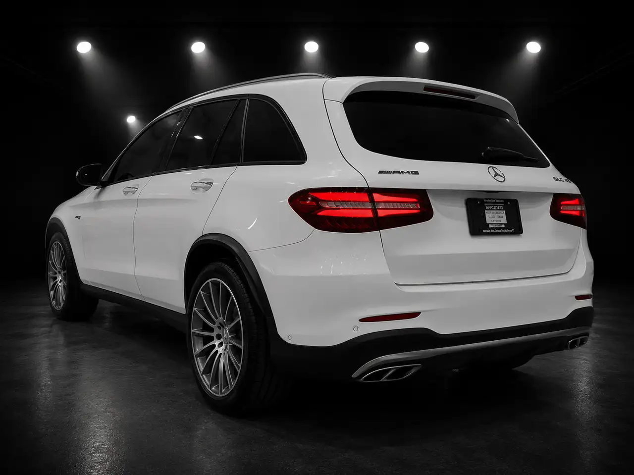 Mercedes-Benz GLC снимка Mercedes-Benz GLC