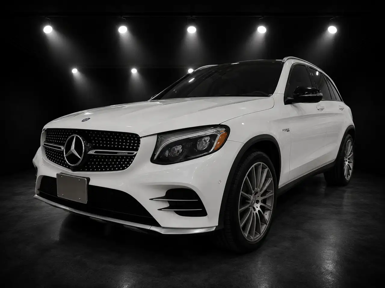 Mercedes-Benz GLC снимка Mercedes-Benz GLC