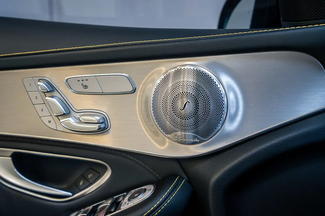 Mercedes-Benz GLC снимка Mercedes-Benz GLC
