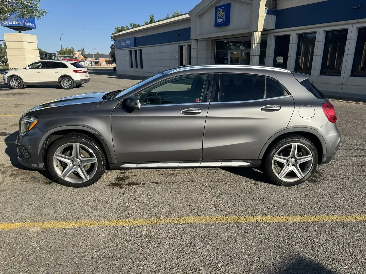 Mercedes-Benz GLA photo Mercedes-Benz GLA