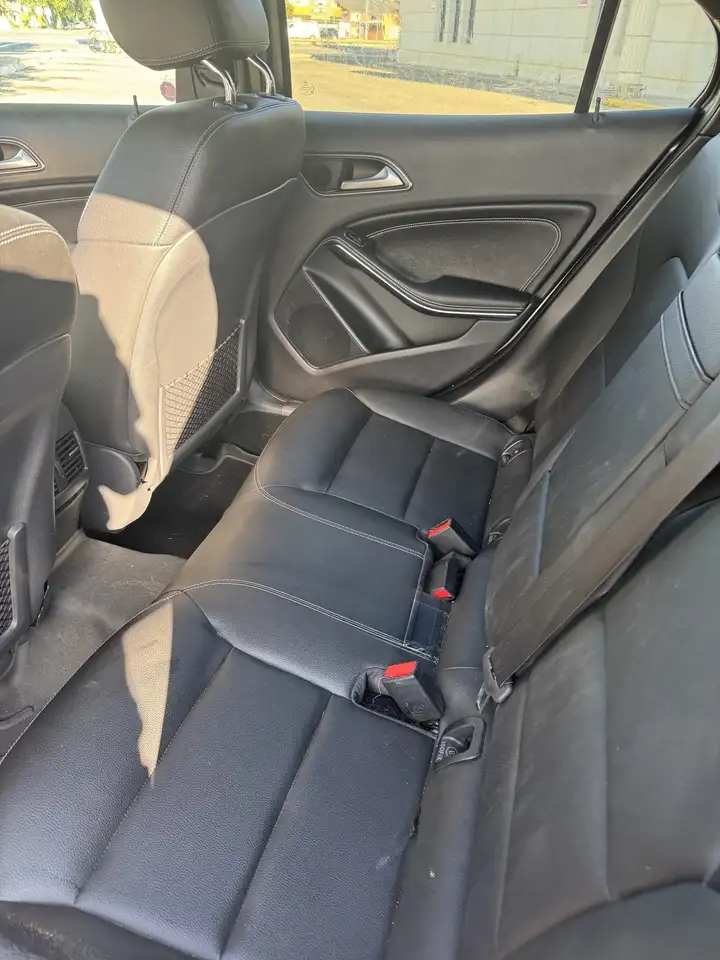 Mercedes-Benz GLA photo Mercedes-Benz GLA